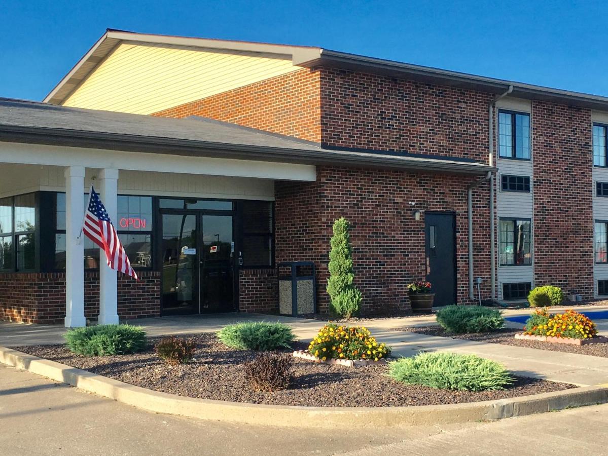 Fairbridge Inn Express Monroe City Экстерьер фото