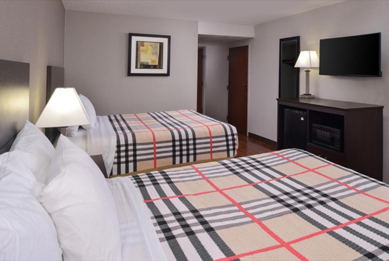 Fairbridge Inn Express Monroe City Экстерьер фото
