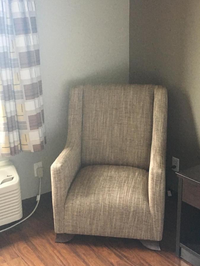 Fairbridge Inn Express Monroe City Экстерьер фото